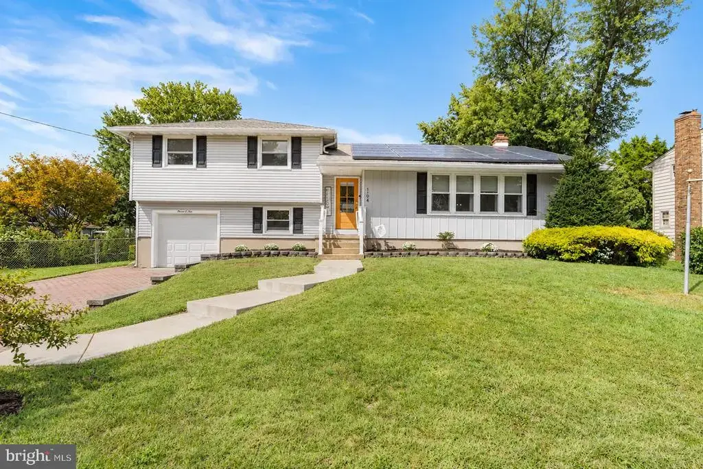 1104 Essex Ave, VOORHEES