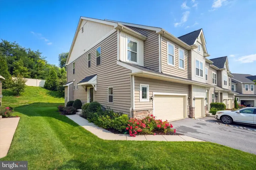 275 Kestrel Ct, KENNETT SQUARE