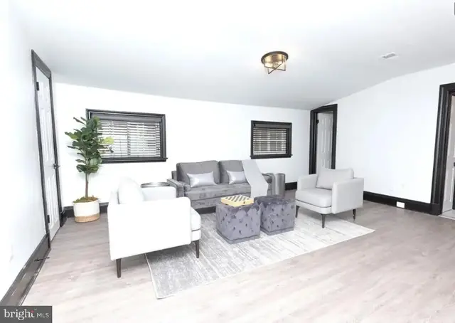 606 Cathedral St #3d, Baltimore