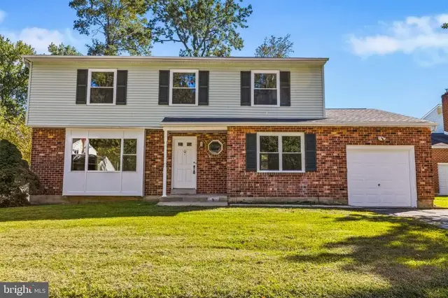 5 Firethorn Ct, Newark
