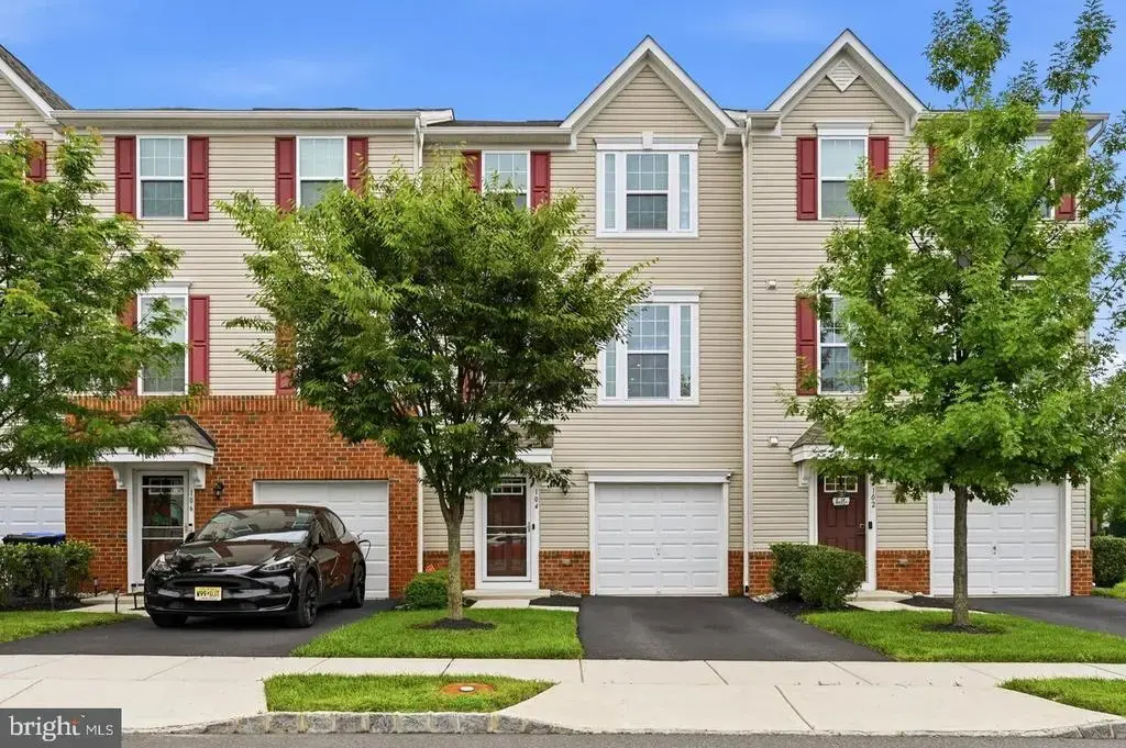 104 Nathan Dr, CINNAMINSON