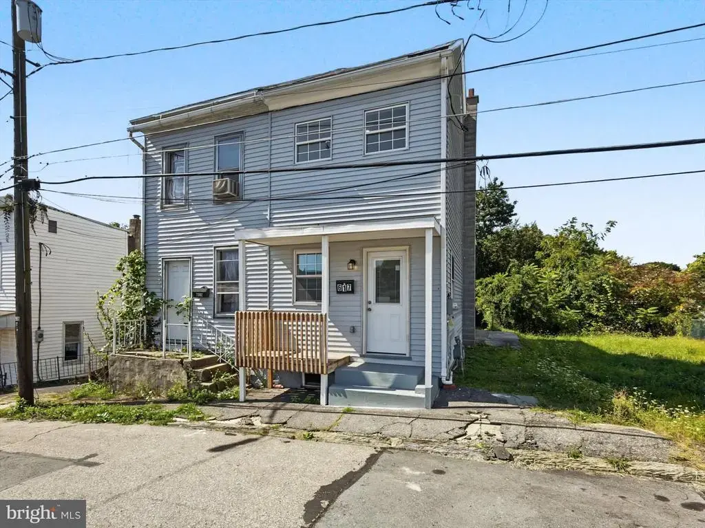 617 N 7th St, POTTSVILLE