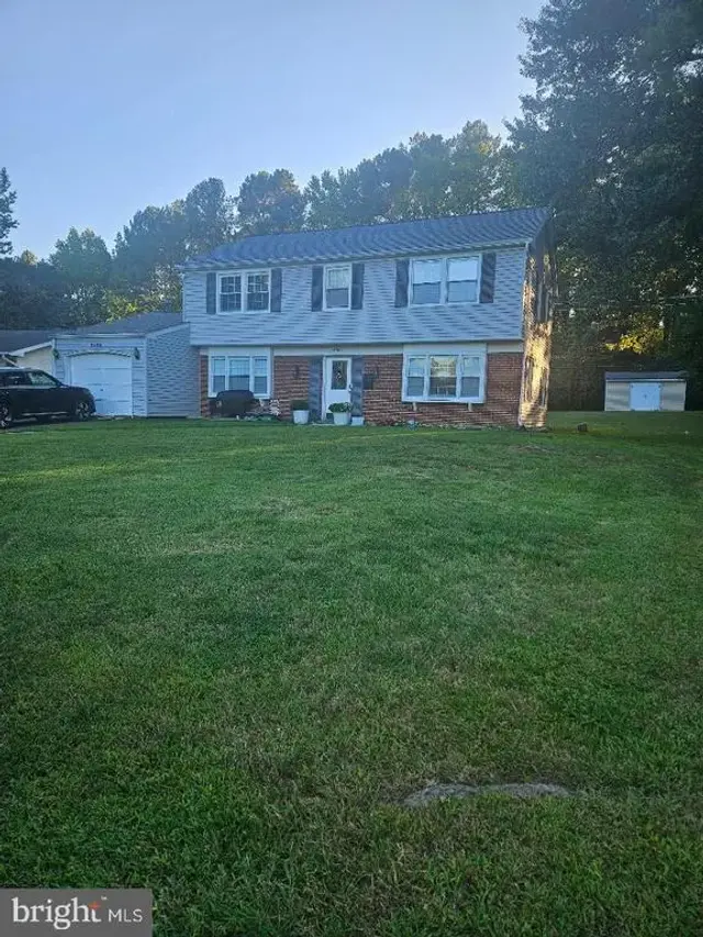 2808 Federal Ln, Bowie