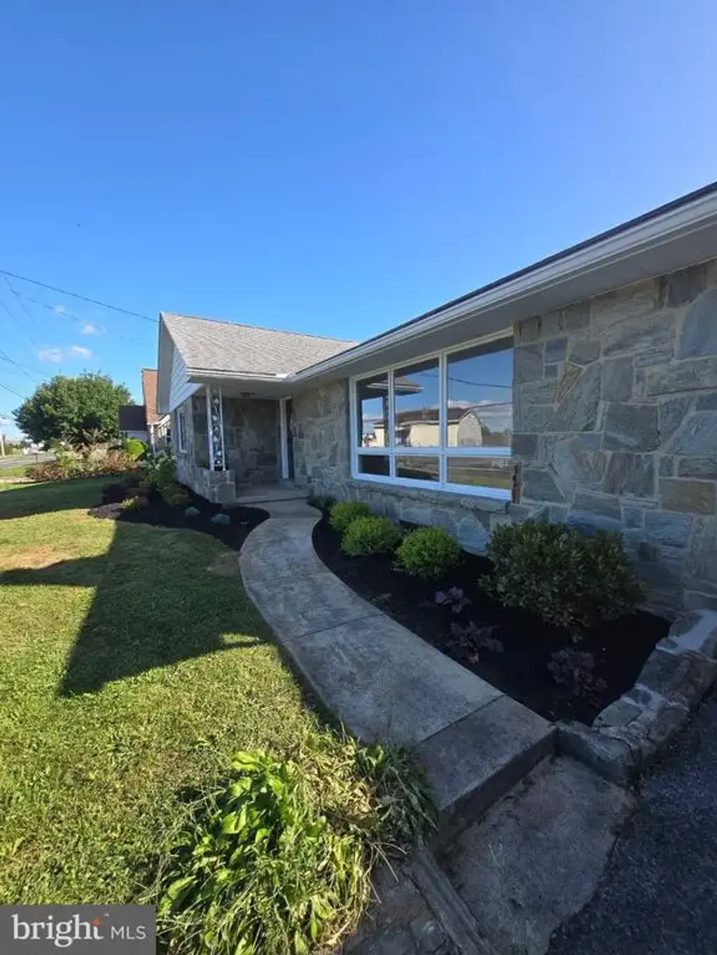 144 Palmyra Rd, PALMYRA