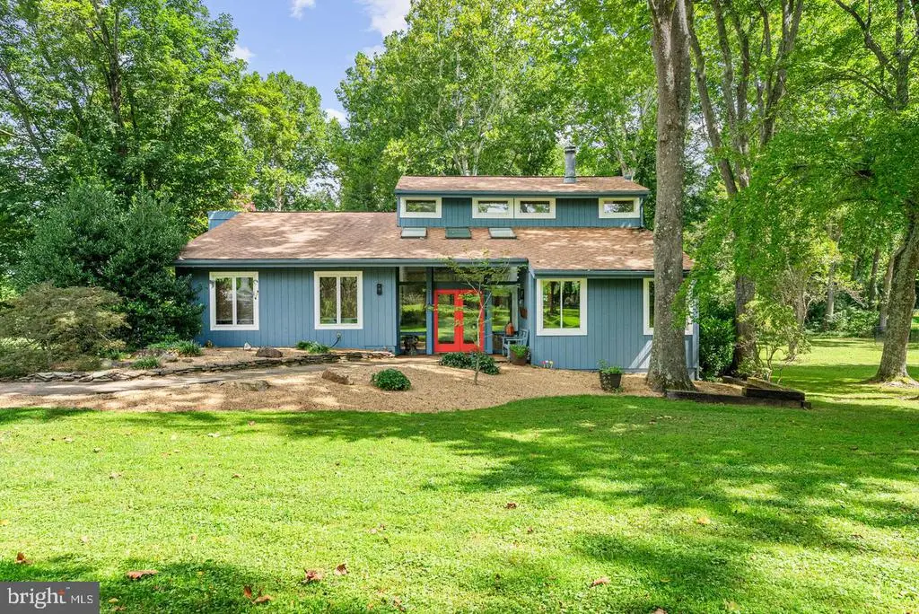 39434 Snickersville Tpke, MIDDLEBURG