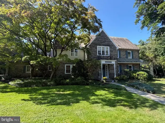 705 Cloverly Ave, Jenkintown