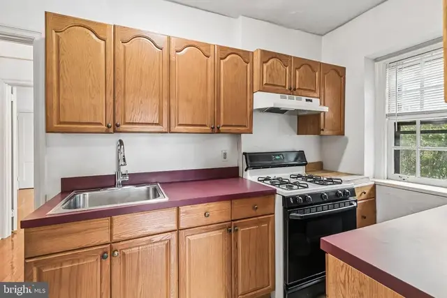 126 Argyle Rd #c2, Ardmore