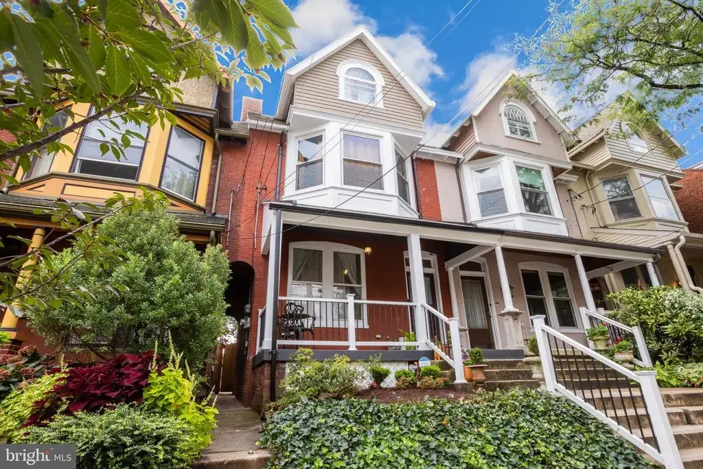 546 W Orange St, LANCASTER
