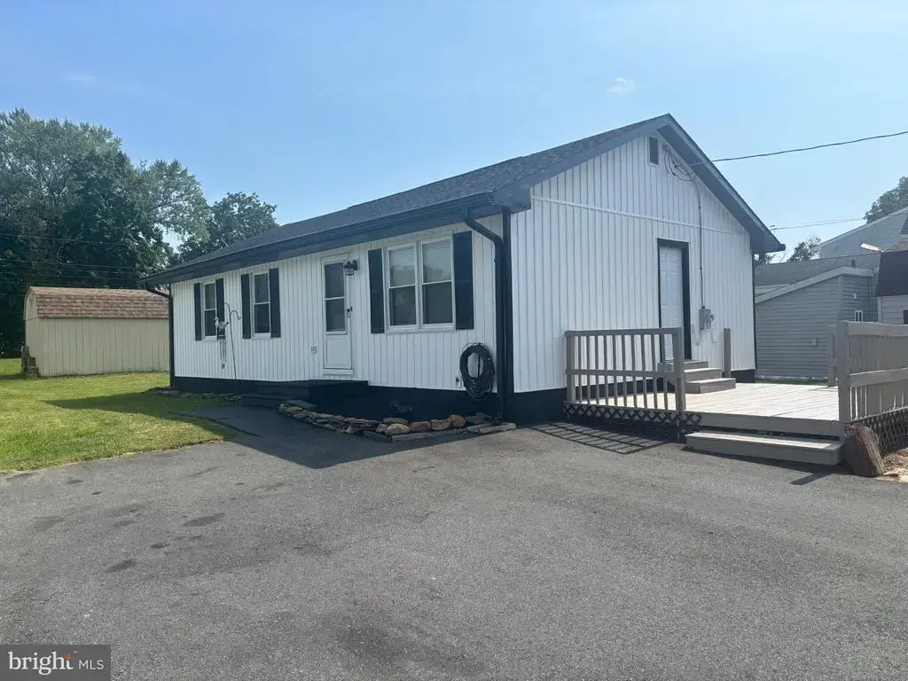 312 Elizabeth St, MIDDLETOWN