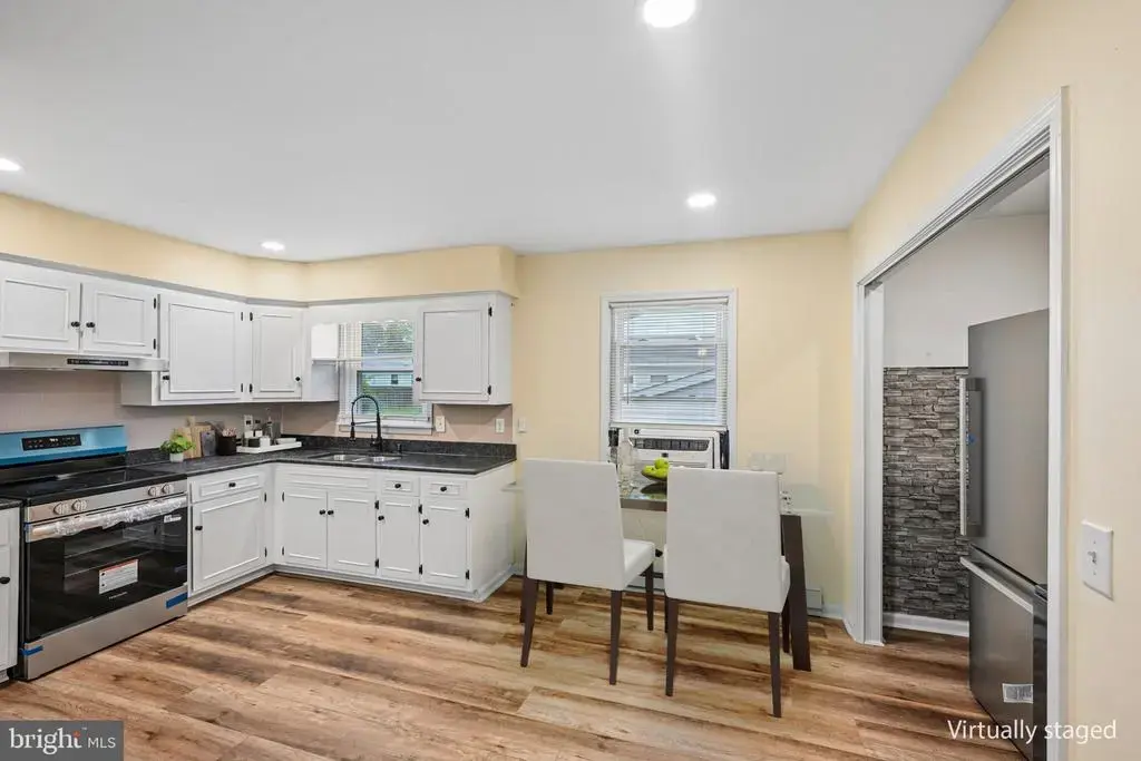 312 Elizabeth St, MIDDLETOWN