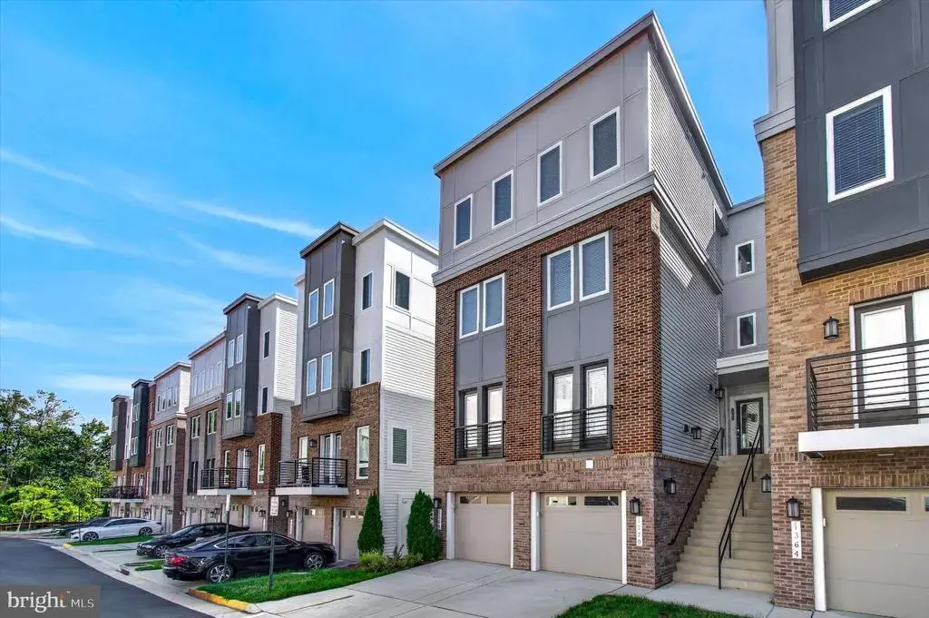 1368 Rail Stop Dr, WOODBRIDGE
