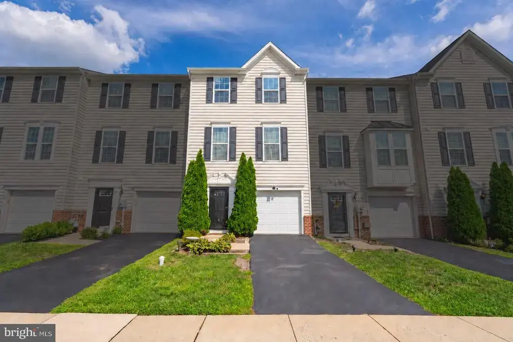 82 Green View Dr, POTTSTOWN