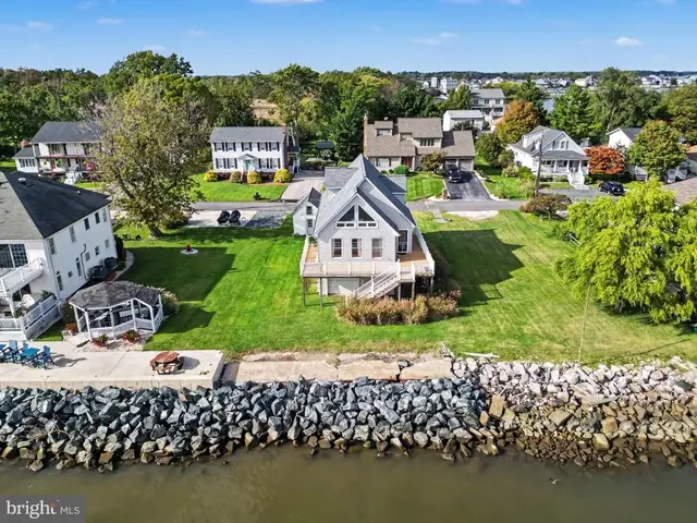9011 Chesapeake Ave, Sparrows Point