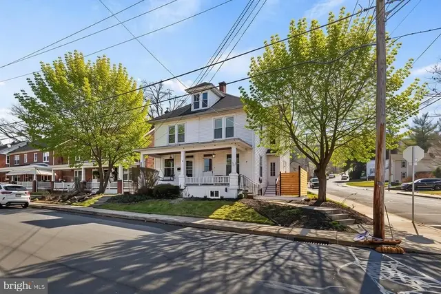 401 Washington Ave, Ephrata