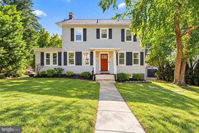 4601 Lincoln Dr, Baltimore