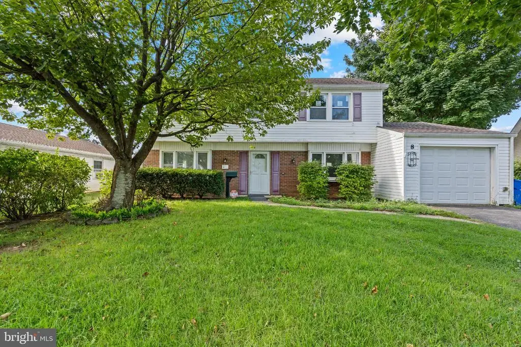 8 Holton Ln, WILLINGBORO