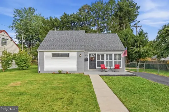 226 Oxford Cir, Norristown