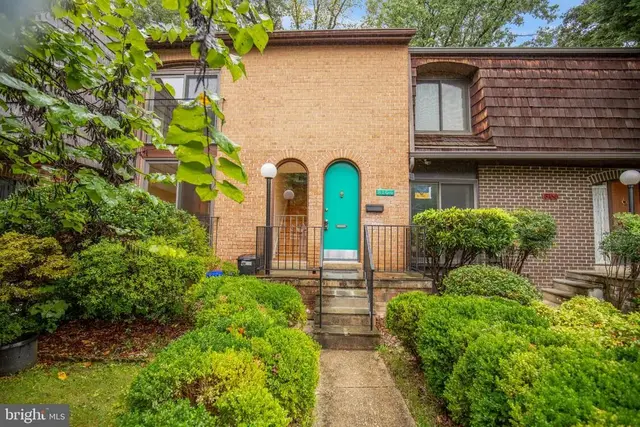 8164 Inverness Ridge Rd, Potomac