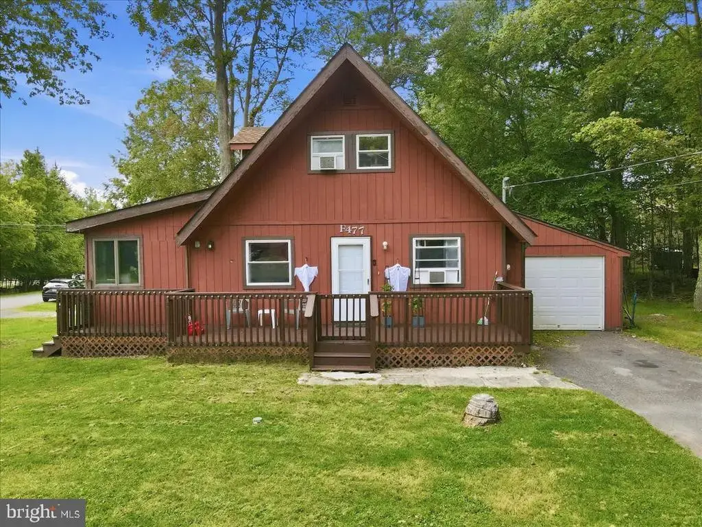 593 Country Place Dr, TOBYHANNA