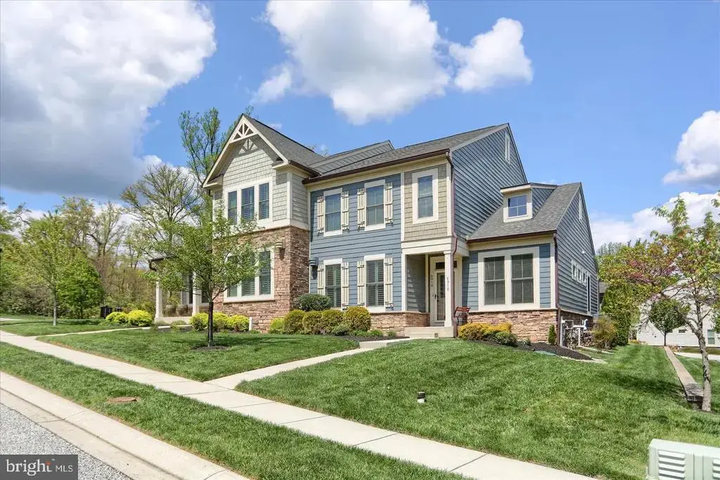 6910 Summit Cir, TOWSON