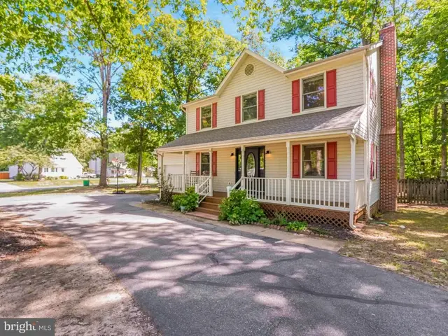 5226 Mcmanus Dr, Fredericksburg