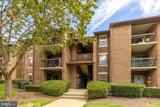 7903 Coriander Dr #202, Gaithersburg