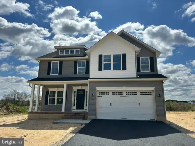 227 Greenbrook Dr, Milford