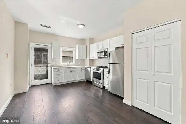 1716 Mount Vernon St #unit 2/3r, Philadelphia