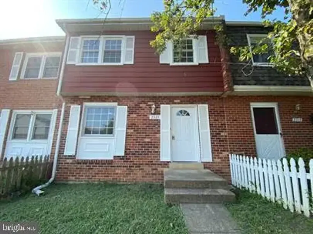 2321 Mcclellan Ct, DUMFRIES