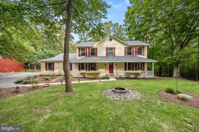13565 Meadow Ct, Hughesville