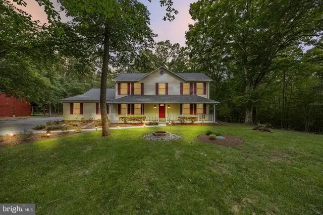 13565 Meadow Ct, Hughesville