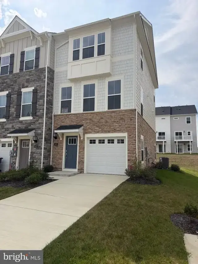 5625 Ludlow Pl, White Plains