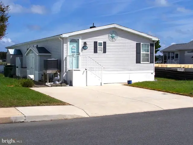 808 Bahia Dr, Ocean City