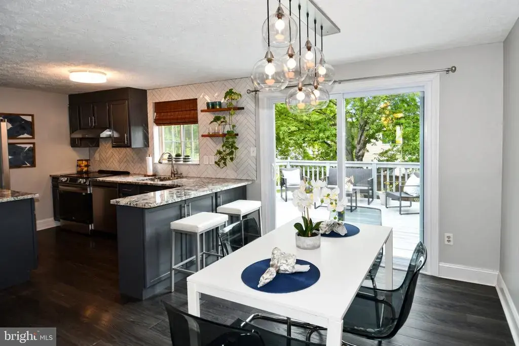 48 Cross Country Ct, GAITHERSBURG