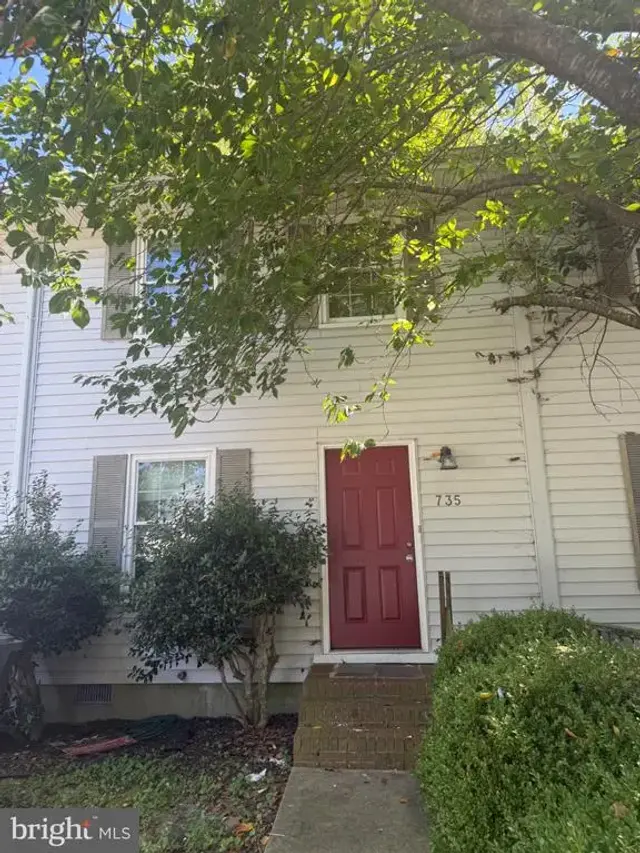735 Hemlock St, Salisbury