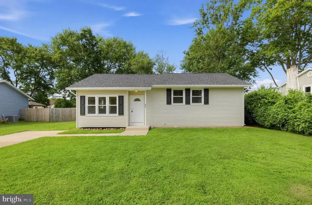213 Warfield Rd, NEWARK