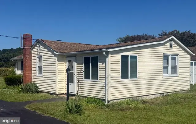 263 Willow Tree Cir, Camden-wyoming