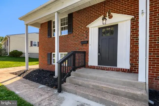 1324 Pleasant Valley Dr, Catonsville