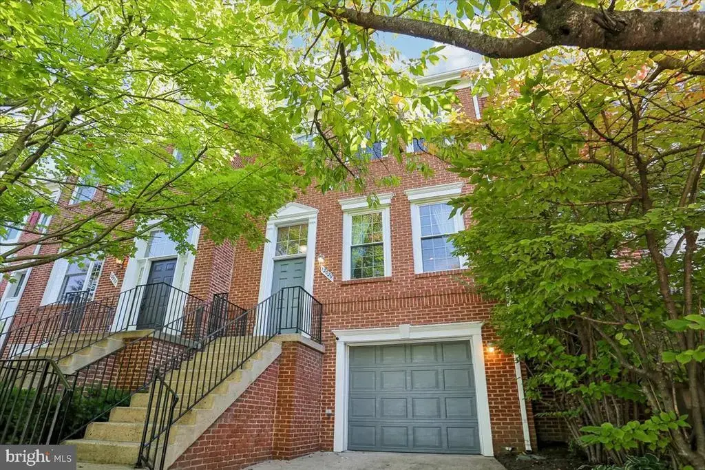12029 Edgemere Cir, RESTON