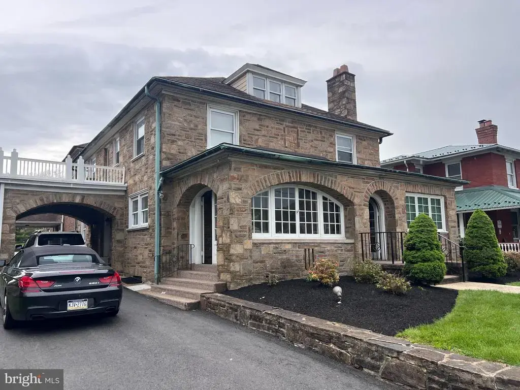 1030 Lincoln Hwy E, COATESVILLE