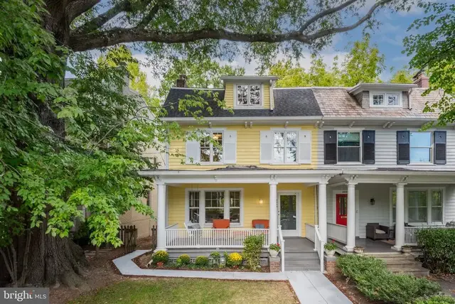3933 Livingston St Nw, Washington