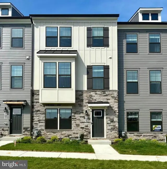 709 Compass Way, Frederick