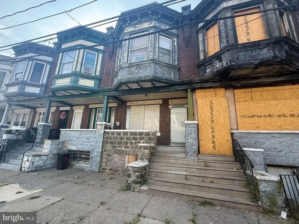 18 S 55th St, PHILADELPHIA