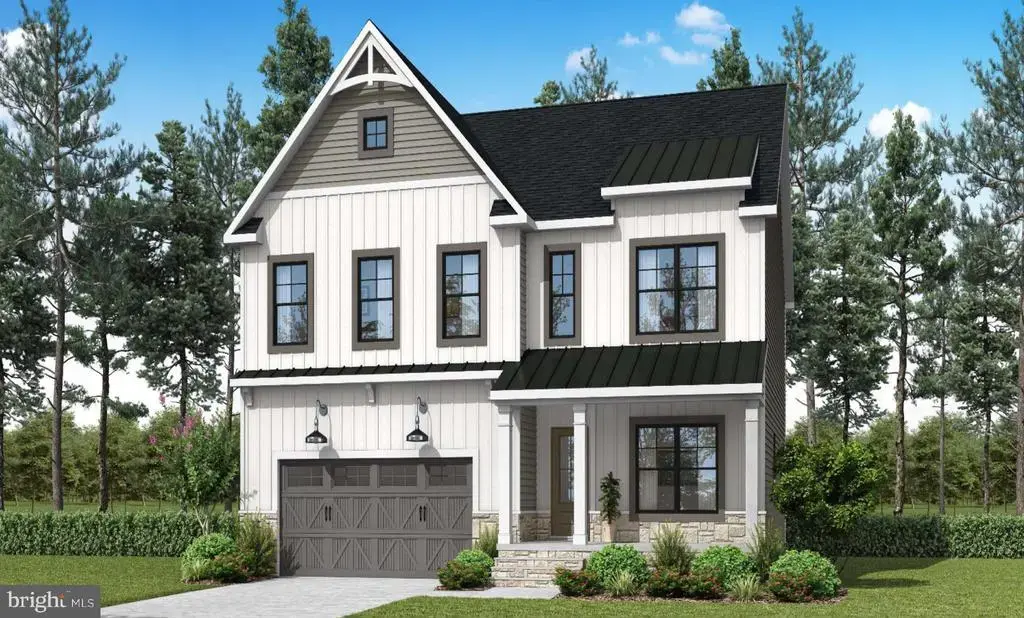 132 Sawyer Rd, MILFORD