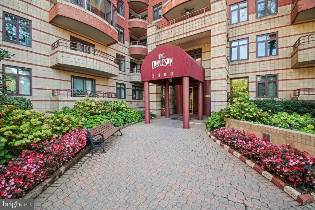 2400 Clarendon Blvd #415, ARLINGTON