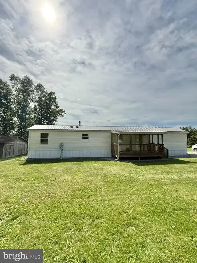 1283 Blue Spruce Rd, Philipsburg