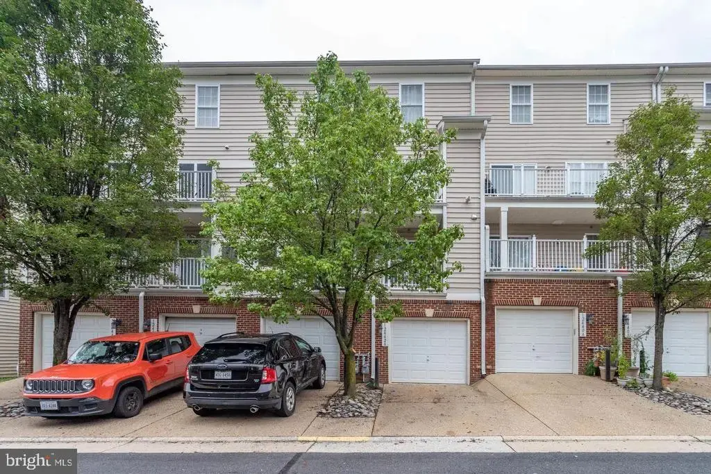 12442 Liberty Bridge Rd #302a, FAIRFAX