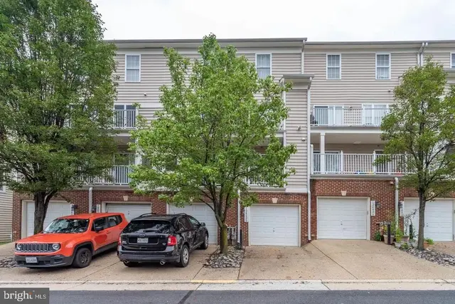 12442 Liberty Bridge Rd #302a, Fairfax