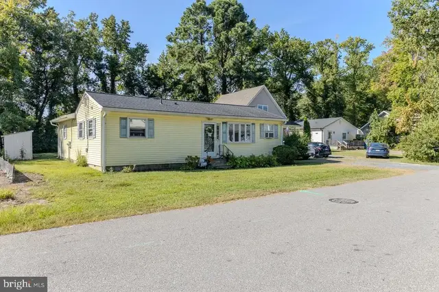 210 Brooks Ln, St Michaels
