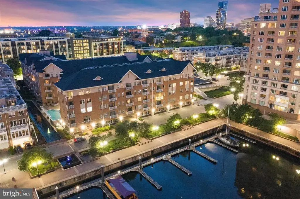 23 Pierside Dr #337, BALTIMORE
